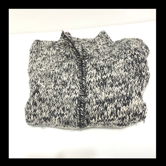 Beautiful French black & white wool zip sweater - Picture 2 of 6